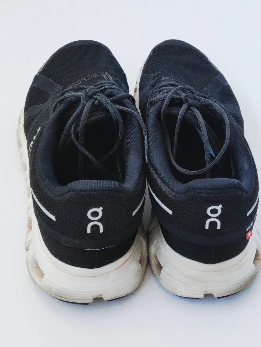 On Running Black and White Performance Trainers. Size 9 US. Pre-owned.